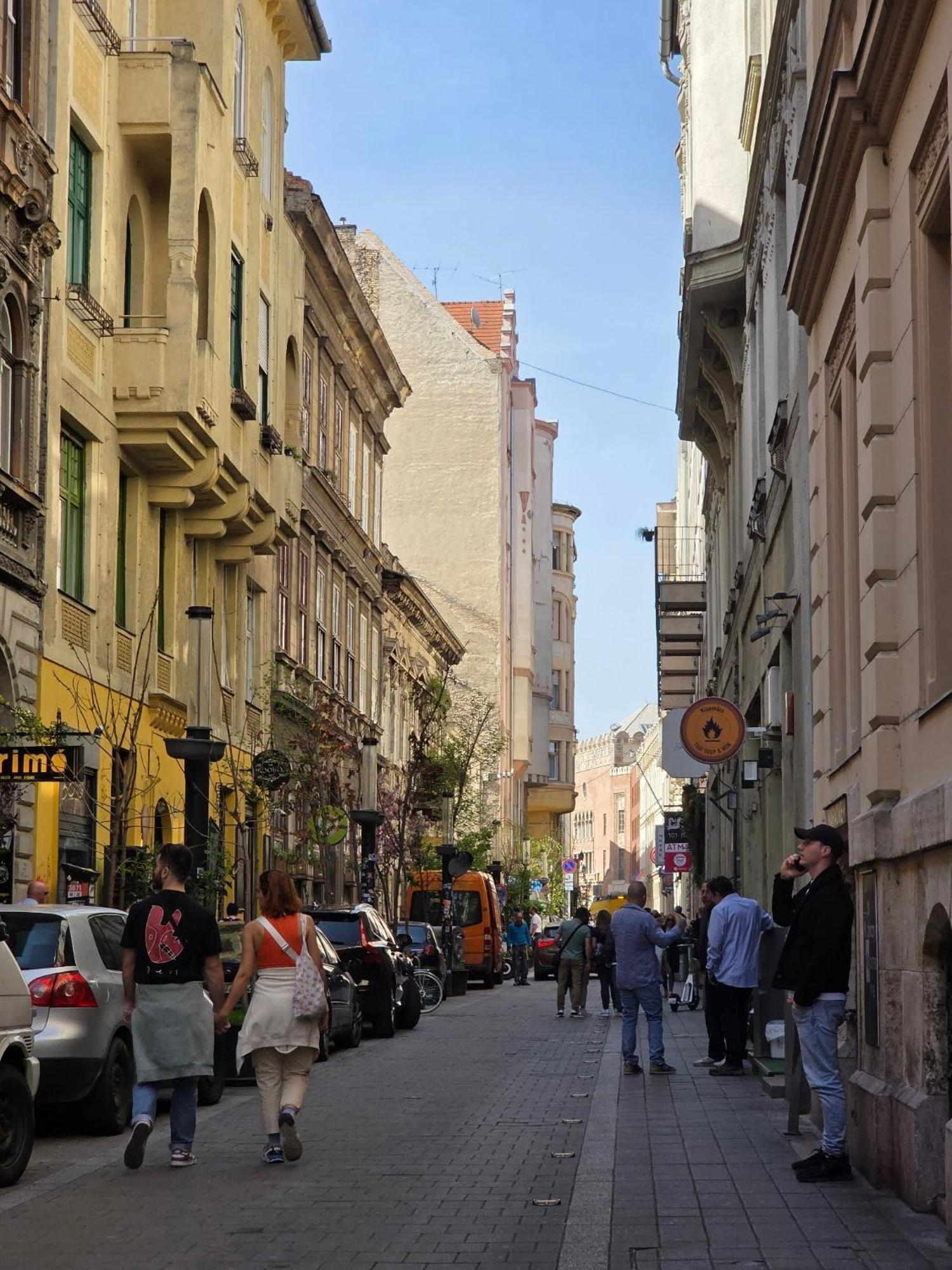 Artlovers' Flat - Kazinczy Street Βουδαπέστη Εξωτερικό φωτογραφία