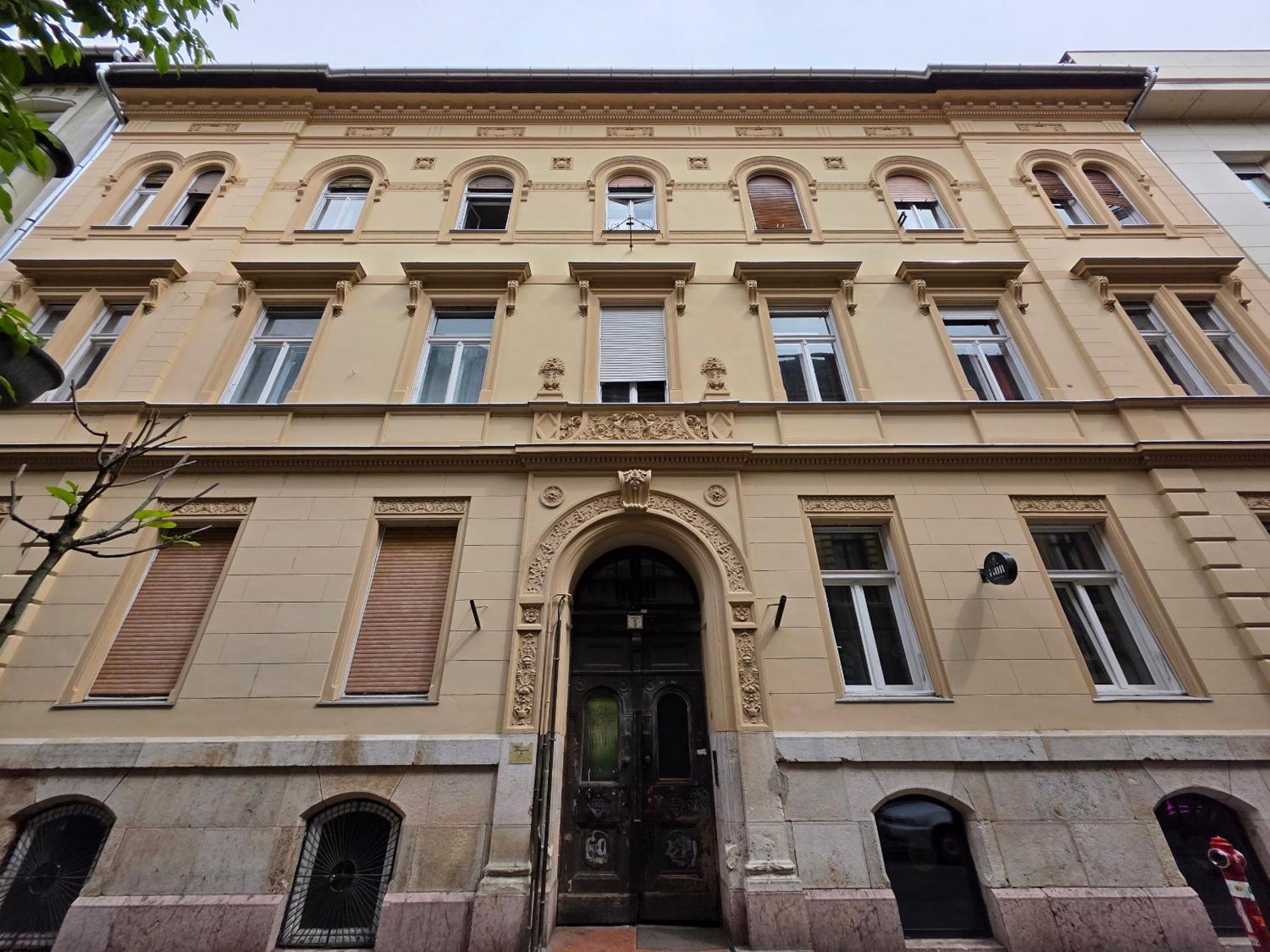 Artlovers' Flat - Kazinczy Street Βουδαπέστη Εξωτερικό φωτογραφία