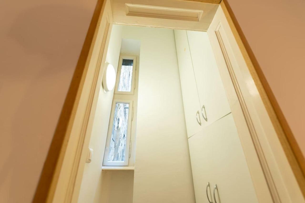 Artlovers' Flat - Kazinczy Street Βουδαπέστη Εξωτερικό φωτογραφία